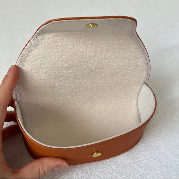Tory Burch Sunglasses Case - Picture 3 of 6